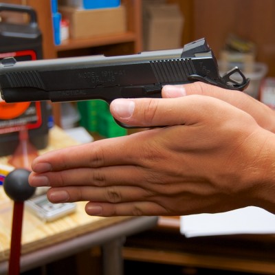 Proper handgun grip Step 3