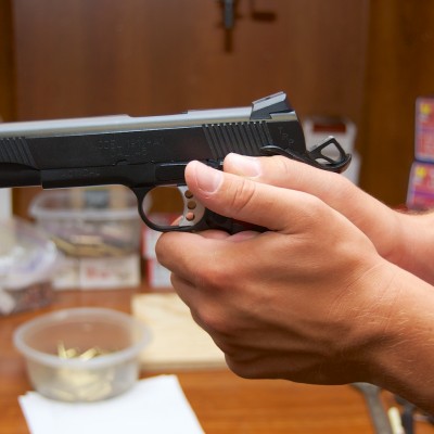 Proper handgun grip step 4