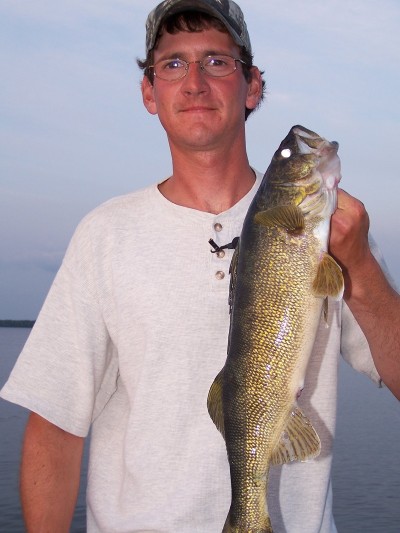 Travis Carlson with a Kabetogama Lake walleye.  This one came on a return trip to a spot fished earlier in the day. 