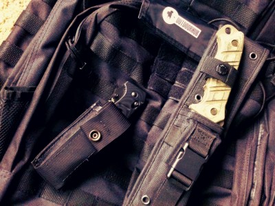 The Adamas 275 also comes with a handy dandy MOLLE-compatible pouch.
