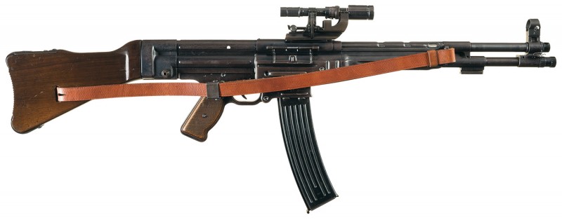 Before there was the StG 44, there was the Mkb 42.