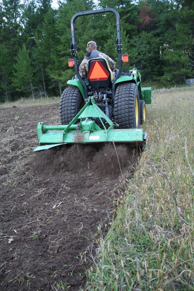 If you have limited space to plant food plots, you may consider planting one variety for spring and summer, then plow it up and plant another that’s best for the fall hunting season.