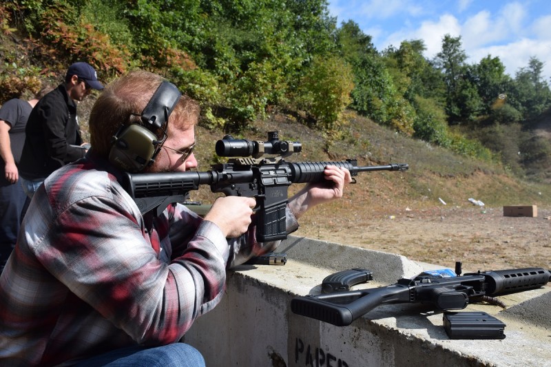 The author's friend takes aim with the M&P10.
