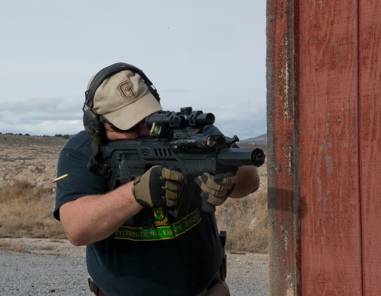 The author used a Bushnell 1-6.5x Elite Tactical scope on his Tavor for accuracy testing.