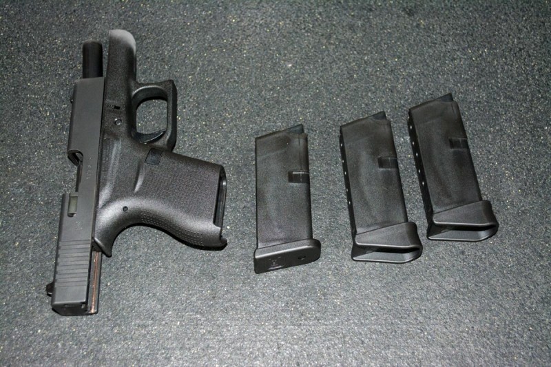 The Glock 43 comes with two magazines - one with a flush base and the other with finger extension. 