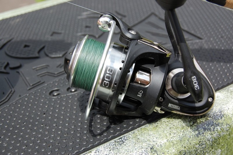 The Mitchell Bail Halo design makes the reel extremely strong and durable while also keeping the line from getting tangled under the spool.