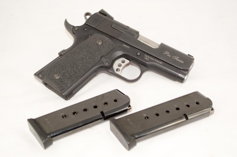 The SW1911 Pro Series comes with two (7) round magazines.