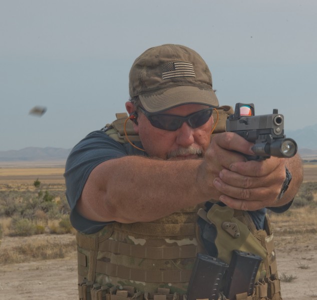 The author shooting his custom G19.